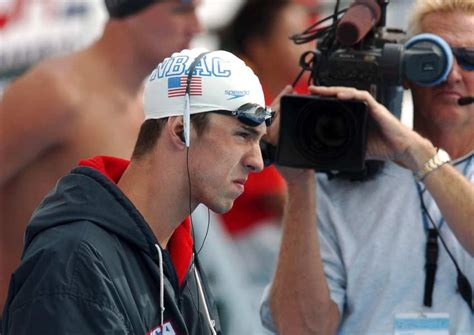 how to listen to music while swimming